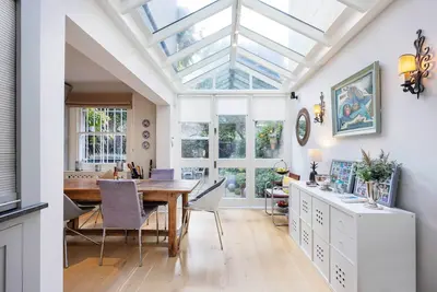 Image de maison de ville géorgienne, de belles vues de plus belle verdure de Londres (Veeve)