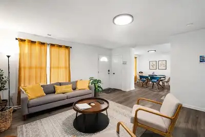 Image de DTGem✔SelfCheckin✔RainShower✔300m✔Parking✔Walkable