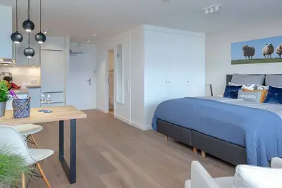Image de Meeresbrise62 - Newly renovated city vacation home in a top location in Westerland