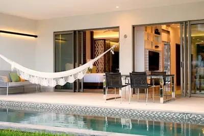Image de Dive Into Luxury: Swim-Up 2 Bedroom Suite at Garza Blanca Resort, Cancun