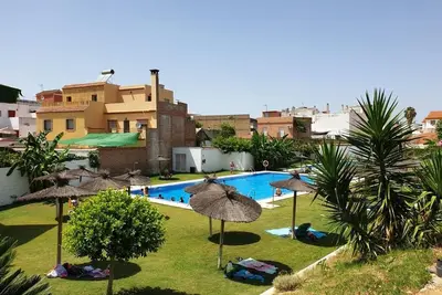 Image de Appartement de haute qualité 3 chambres, 2 salles de bain & patio La Algaba