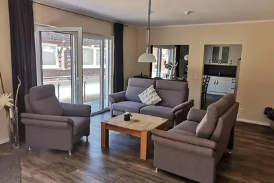 Image de Die Terrassenwohnung \" City \" Mitten in Esens Verfügt Über 150qm Wohnfläche