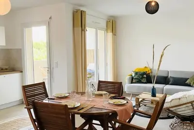 Image de Appartement 2 pièces avec garage privé, proche plage – 4 couchages, Calvi