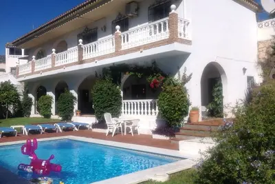 Image de Villa 'Andalusian Style' avec vue sur les montagnes, Wi-Fi et climatisation