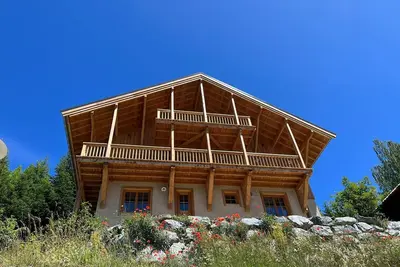 Image de Chalet d'exception 350m2, 300m pistes, Domaine Alpe d'Huez /Villard Reculas