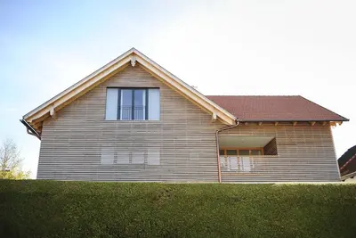 Image de 130m² exceptionnelle « vacances Tenne » avec leur propre sauna cabane en bois rond + douche Kneipp