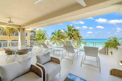 Image de Beachcomber 11 by Grand Cayman Villas