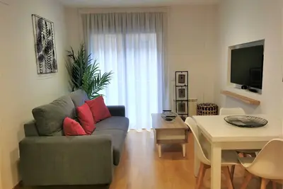Image de Piso Moderno en Girona Centro con Patio, 2hab, Wi-fi