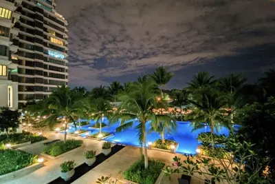 Image de Resort Living in City