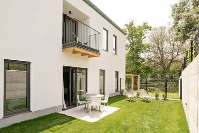 Image de Bao 2/ Apartamento Con JardĂn