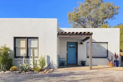 Image de Central 1940s Bungalow Gem Mins to Downtown & UofA