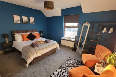 Image de Beautiful family home with hot tub, near beach