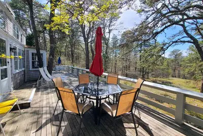 Image de Secluded 3bd Classic--On Seven Acres Abutting Conservation Land, A/C, Large Deck