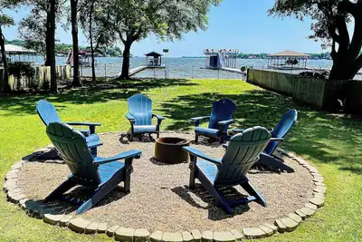 Image de Lakeside Luxury Made for Memories! New Construction 2025