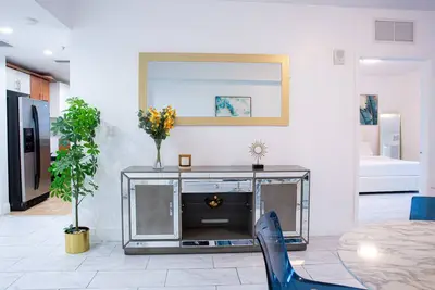 Amazing 2br Apt @Brickell, Free Parking.