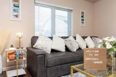 Image de BirchHill Retreat Great Location1+Garage+Aurora