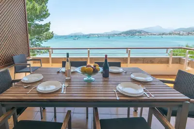 Image de Ed. Bellveure 2º A - Beautiful apartment on the seafront. Free WiFi.