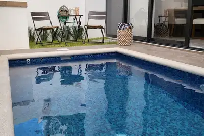 Image de Bright 3 Bedroom Home w/ Private Pool.