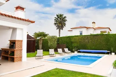 Vila Pequeno - Óbidos