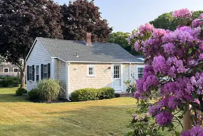 Image de Nauset Light Cottage: Charme Et Cozy Cape Cod Cottage