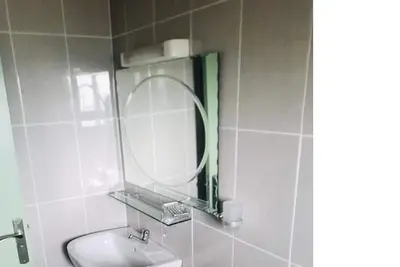 Image de Appartement 2 Chambres Meublé à Alibandeng -lbv