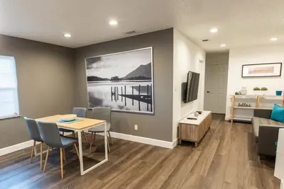 Image de #10 Modern home beautify by Hyde Park-Joyful Mmts