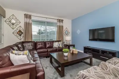 Image de Last Minute Disney Getaway! Villa with Private Pool & Hot Tub. Book Now! #5789