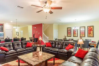 Image de Last Minute Disney! Private Pool, Hot Tub, Game Room & Themed Bedrooms. Book Now! #36324