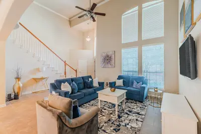 Image de Iconic Irving 3bd Home w/ King Bd Near Dfw+Airport