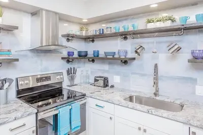 Image de PrivateParking/Entrance_Renovated(7b)Osu/ExpoCentr