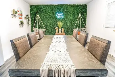 Image de The Desert House Charming w/ Hot Tub