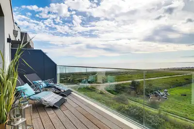 Image de \"BeachViewOne\": Holiday apartment right on the beach with sauna, balcony & Baltic Sea view