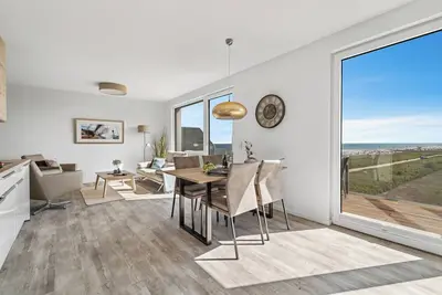 Image de \"BeachViewTwo\": Holiday apartment right on the beach with sauna, balcony & Baltic Sea view