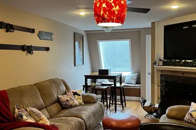 Image de Cozy Snowshoe Retreat! 2br/2ba Ski-out condo