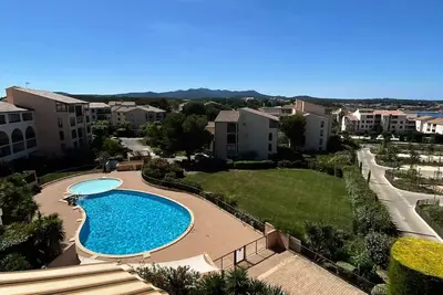 Image de Super appart dans un jardin idyllique a proximité de la mer