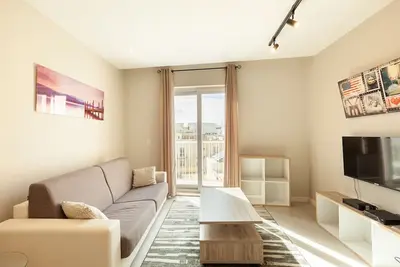 Brand new 1 Br in central Malta-Hosted by