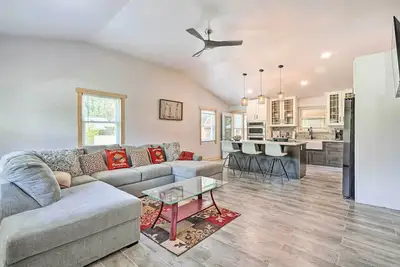 Image de Modern Moncks Corner Home w/ Fenced Backyard!