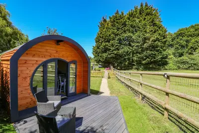 Image de Apple Pod, pet friendly, with a garden in Arundel, West Sussex
