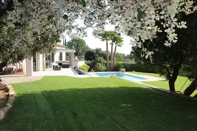 Image de Spacieuse Villa Rénovée Plein sud Sans vis a vis