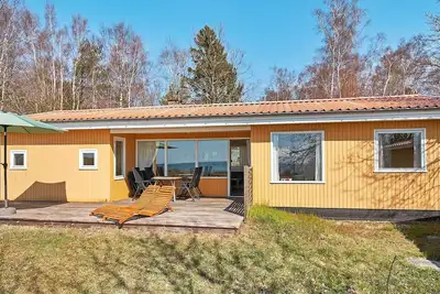 Image de Maison de vacances pour 6 a Aakirkeby-By Traum