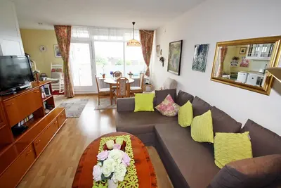 Cozy and well-kept apartment with balcony for 4 people (sofa bed for 2 in the living room).