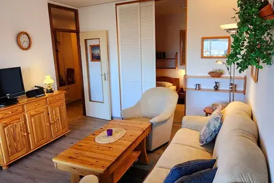Image de Great apartment with new, open kitchen and lake view for up to 4 people!