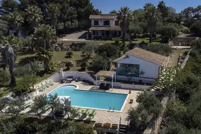 Image de Appartement pour animaux \"Villa a Marsala\" avec vue sur mer et piscine