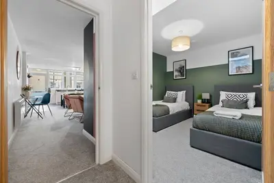 Image de Glevum Lodge - town centre apartment