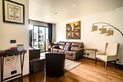 Gr3at Location! ! Apartment in Tr3jos MonteAlegre