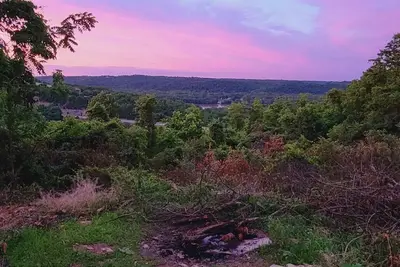 Image de Peaceful, brand new cabin get-away at the center of 100-acre farm-built May 2022