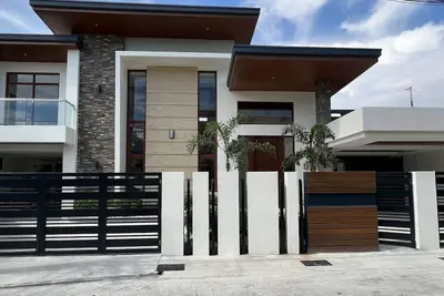 Image de Newly Built Modern House