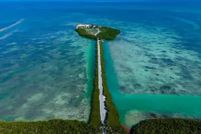 Image de Tea Table Key Private Island Estate and Wedding Venue