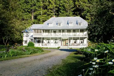 Image de Carrville Inn, Carrville Inn and Resort