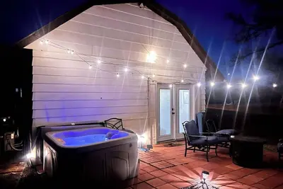 Image de Wichita Mtns Barn@Ft Sill, Medicine Park, Hot tub